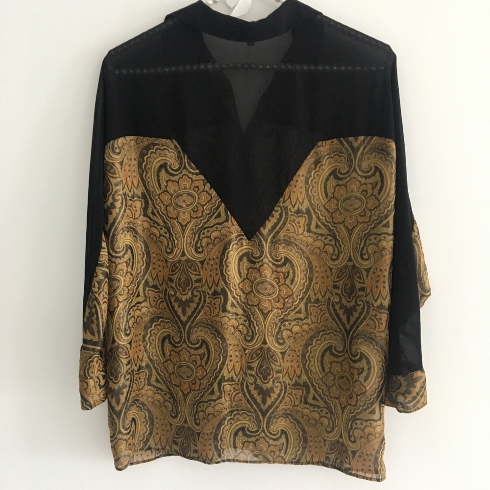 Blouse - Picture 2 of 5